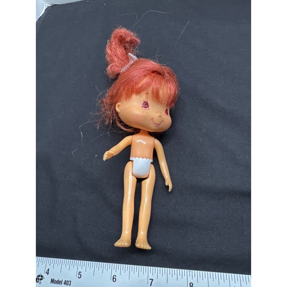 Bandai 2002 Strawberry Shortcake Mini Doll With Red Hair & White Outfit 5.5 Inch
